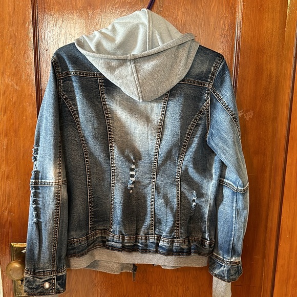 Distressed Denim Jacket - Picture 5 of 5